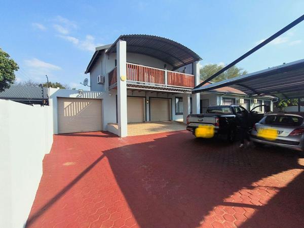 6 Bedroom House