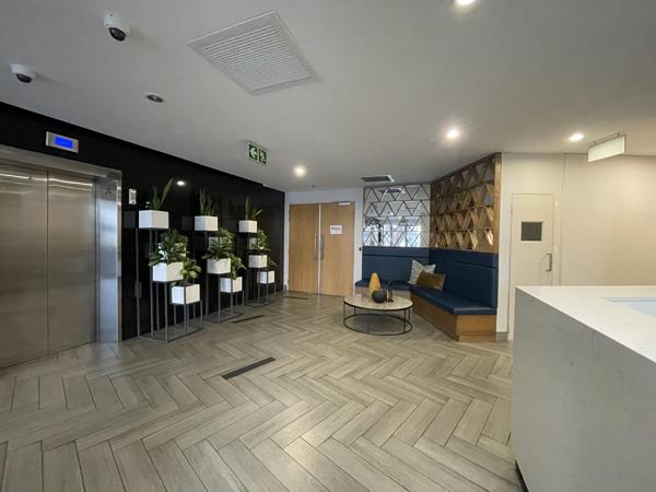 1 971 m² Commercial space