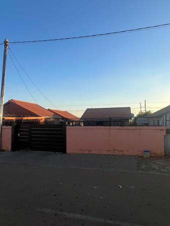 2 Bedroom House