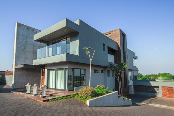 6 Bedroom House