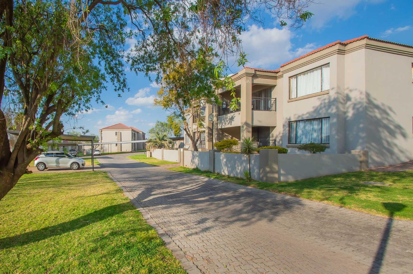 3 Bedroom Apartment in Willowbrook