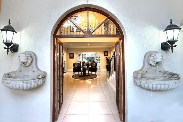 5 Bedroom House