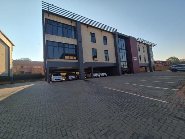 1 371 m² Commercial space