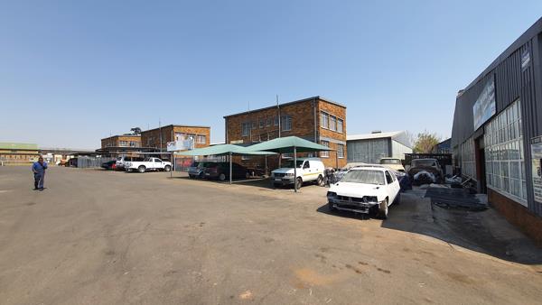 285 m² Industrial space