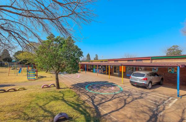 580 m² Commercial space
