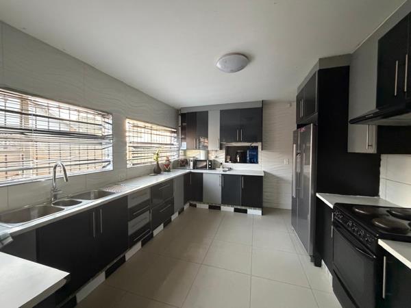 5 Bedroom House