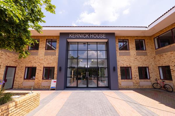 246 m² Commercial space