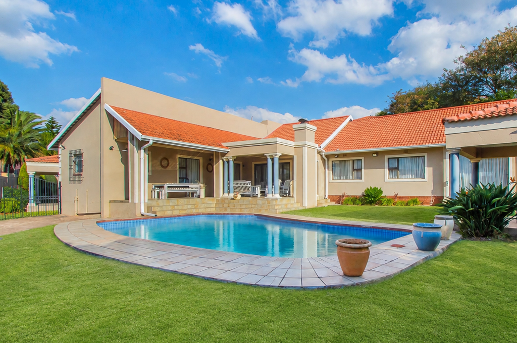 4 Bedroom House