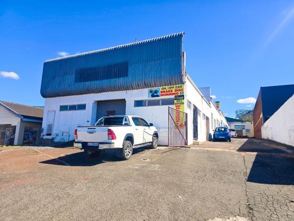 689 m² Industrial space