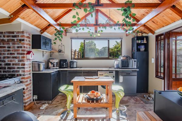 1 Bedroom Garden Cottage
