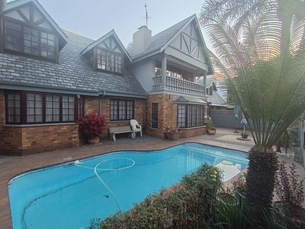 5 Bedroom House