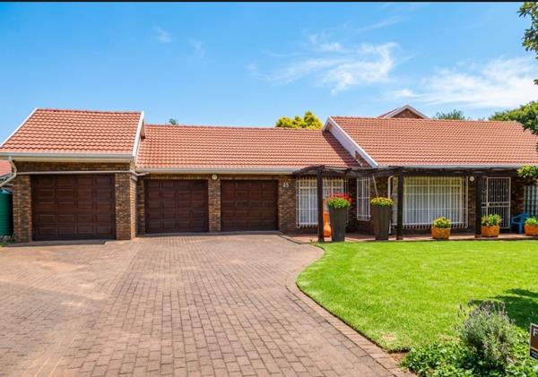 4 Bedroom House