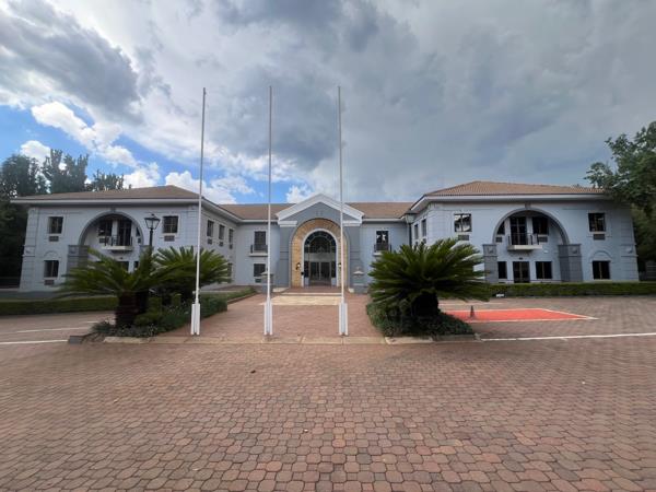 2 355 m² Commercial space