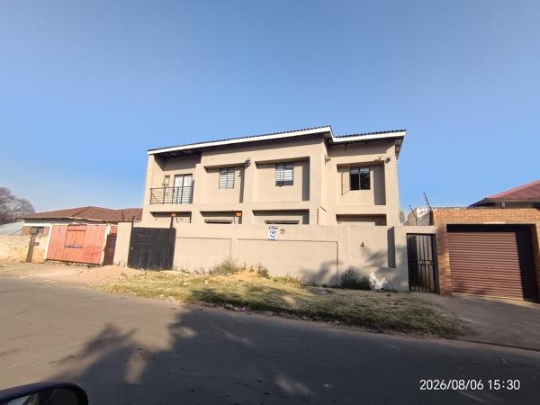10 Bedroom House