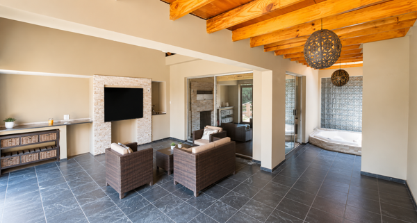 2 Bedroom House