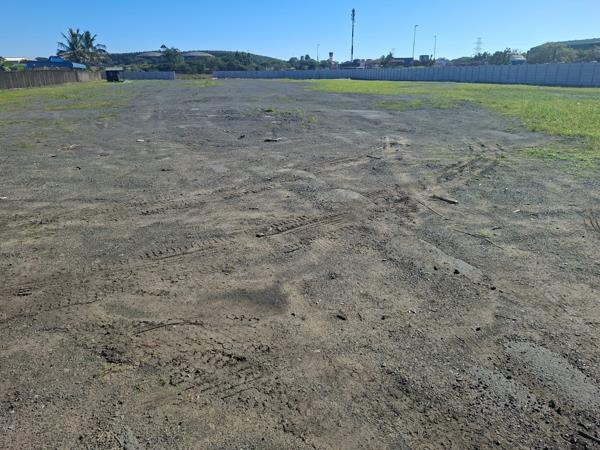4 500 m² Land