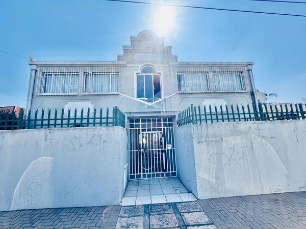 495 m² Commercial space