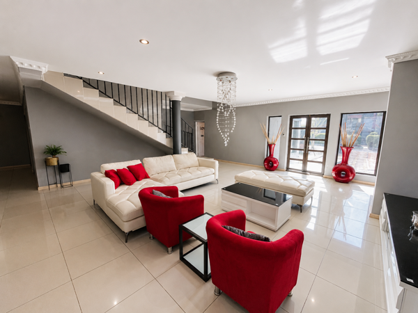 5 Bedroom House