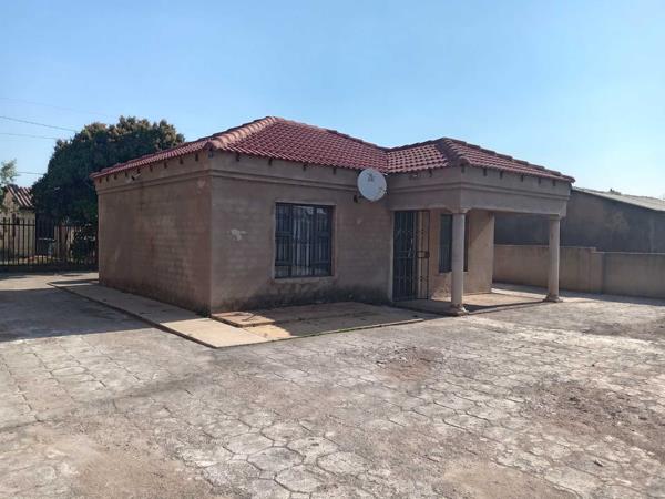 2 Bedroom House