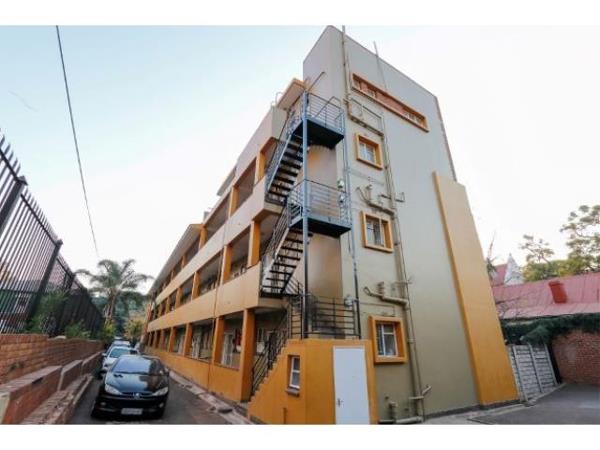 1.5 Bedroom Apartment