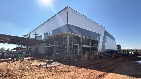 9 909 m² Industrial space