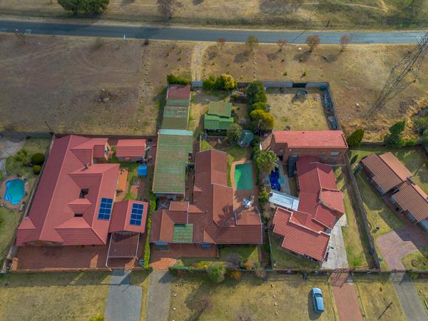 5 Bedroom House