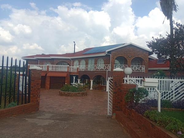 6 Bedroom House