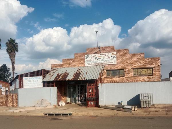 583 m² Retail Space