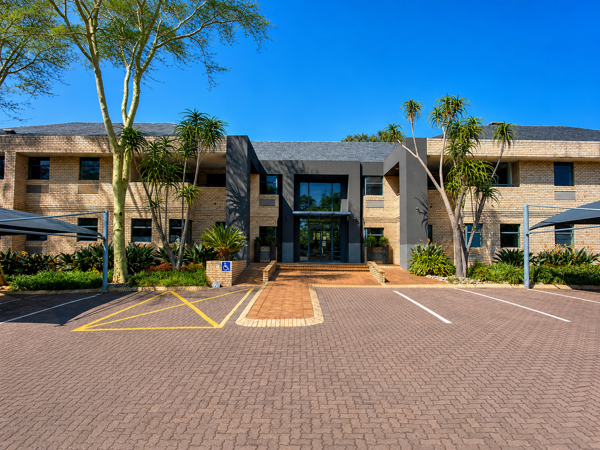 360 m² Commercial space