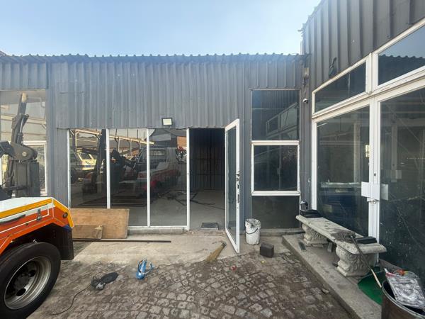 200 m² Industrial space