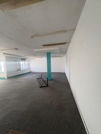82 m² Retail Space