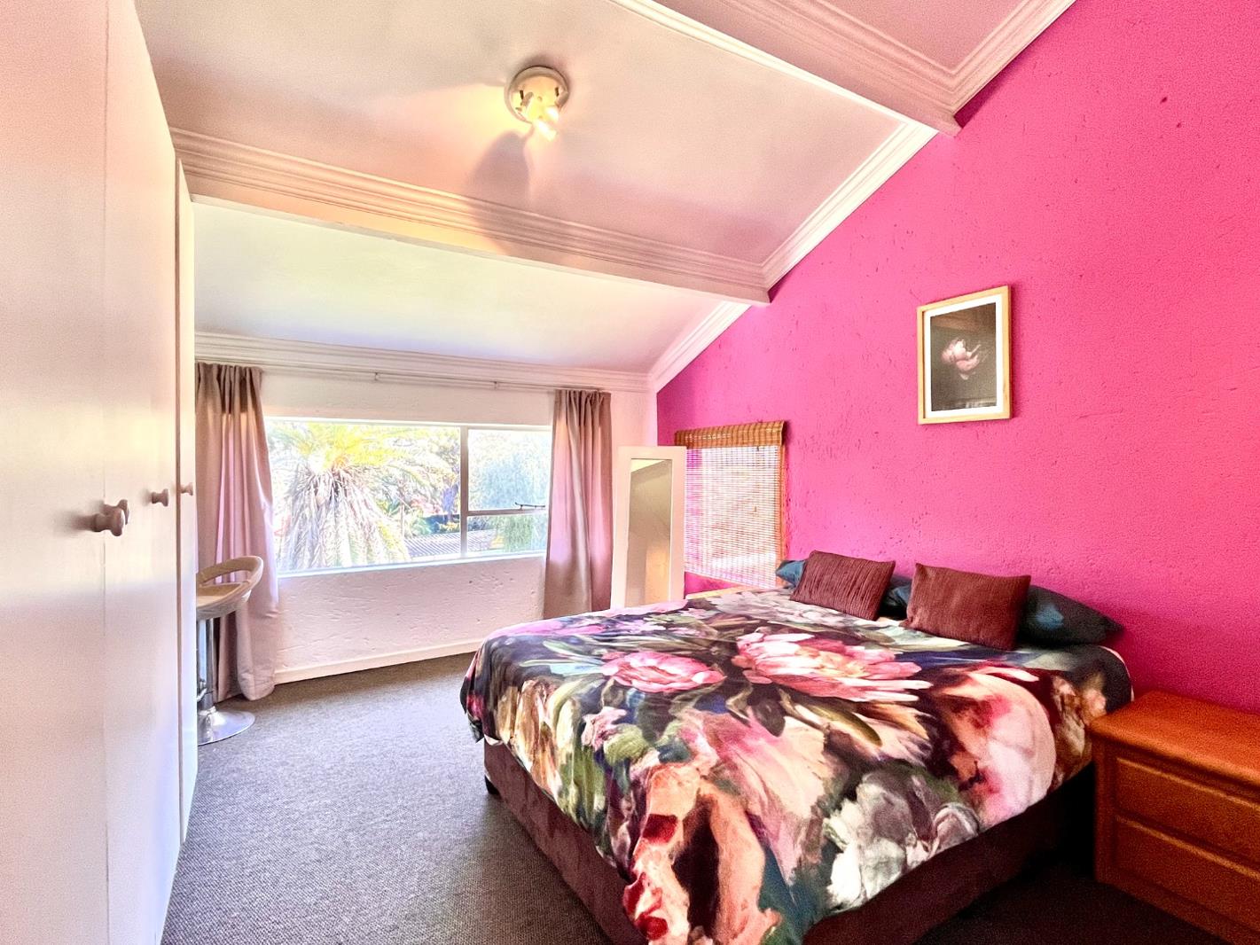 1 Bedroom House in Ferndale