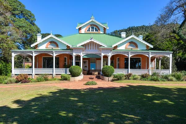 6 Bedroom House