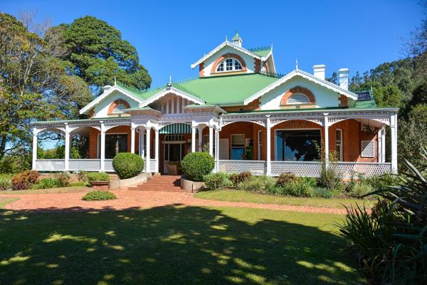 6 Bedroom House