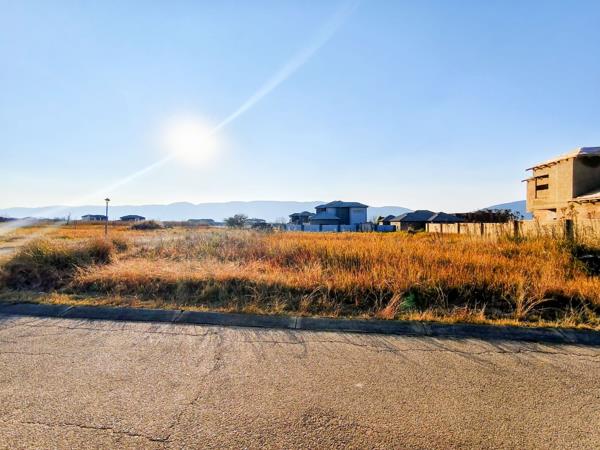 550 m² Land