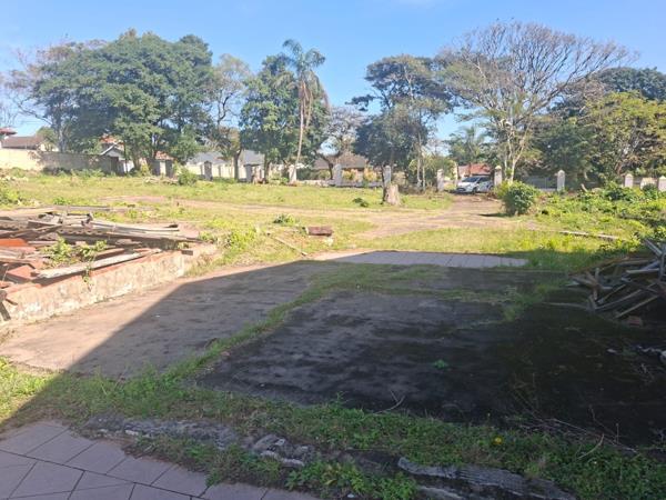 410 m² Land