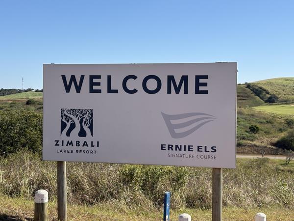 1 166 m² Land