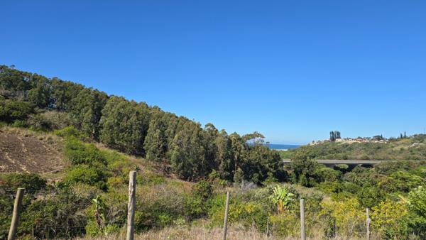 4 372 m² Land