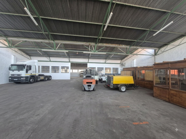 870 m² Industrial space