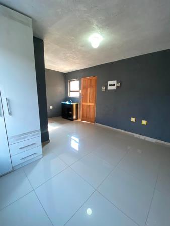 1 Bedroom House