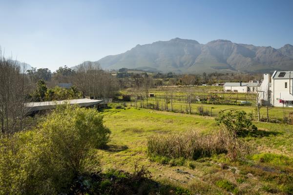 1.4 ha Land