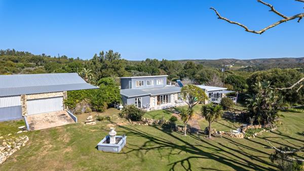4.3 ha Smallholding