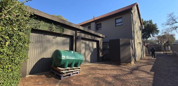 4 Bedroom Townhouse