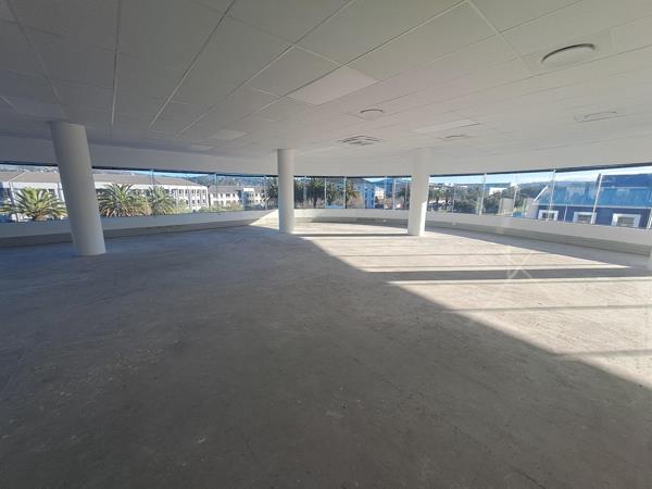 840 m² Commercial space