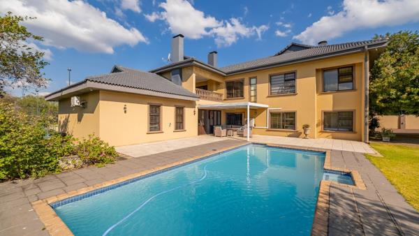 6 Bedroom Apartment