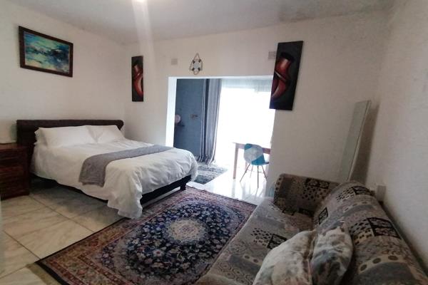 1 Bedroom House