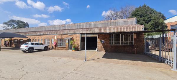 255 m² Commercial space