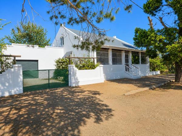 2 Bedroom House