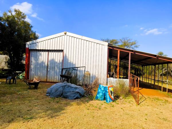 4.3 ha Smallholding