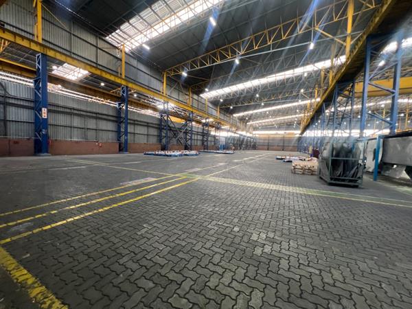 5 999 m² Industrial space